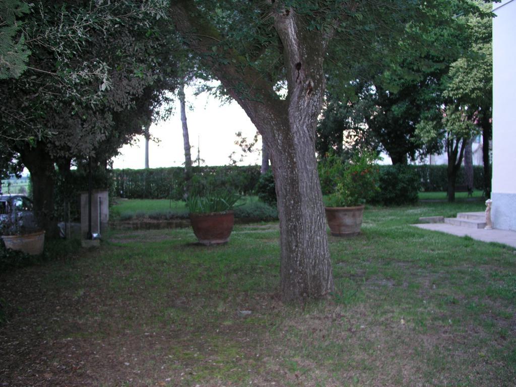 Вилла Borgo Iris Pietraia Экстерьер фото